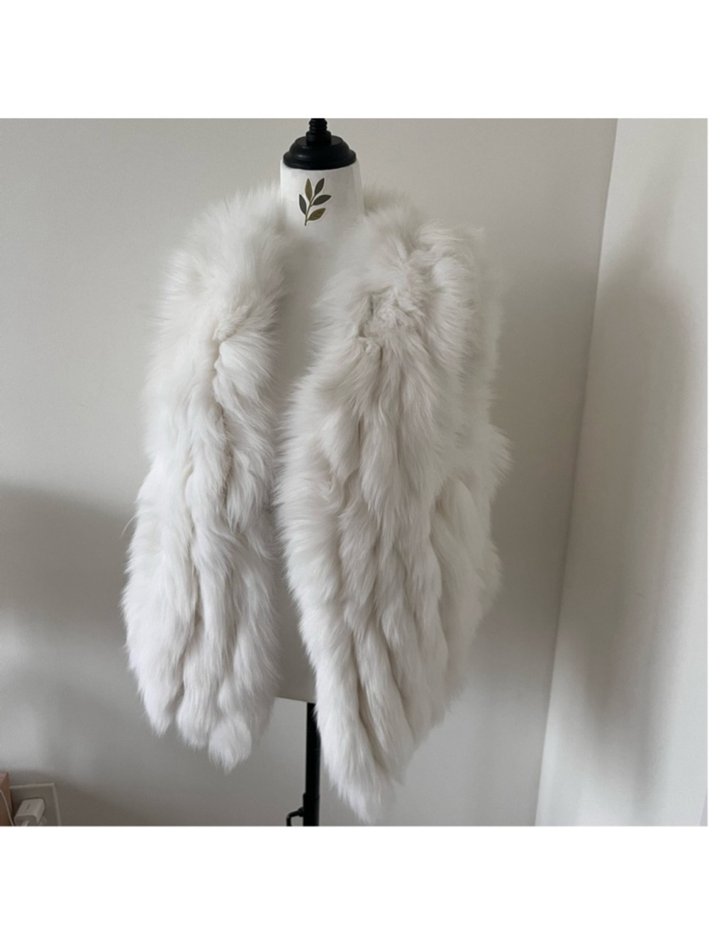 Luxurious White Real Fox Fur Push Vest | Size M Cozy Layering Vest NWT